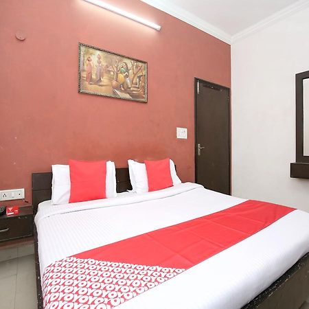Oyo 12972 Hotel Krishna Castle Amritsar Exterior photo